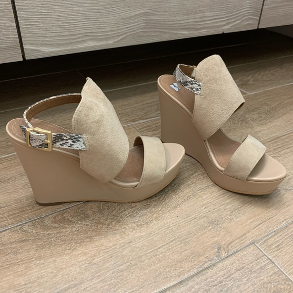 Nordstrom’s BP Lena Wedge Sandal. Size 7 - Picture 4 of 6